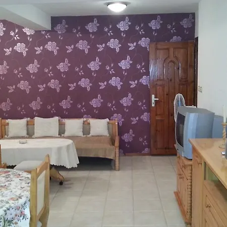 Four Apartmán Nesebar